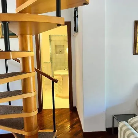 Casa Wizzy アパート ヴィーコ・エクエンセ